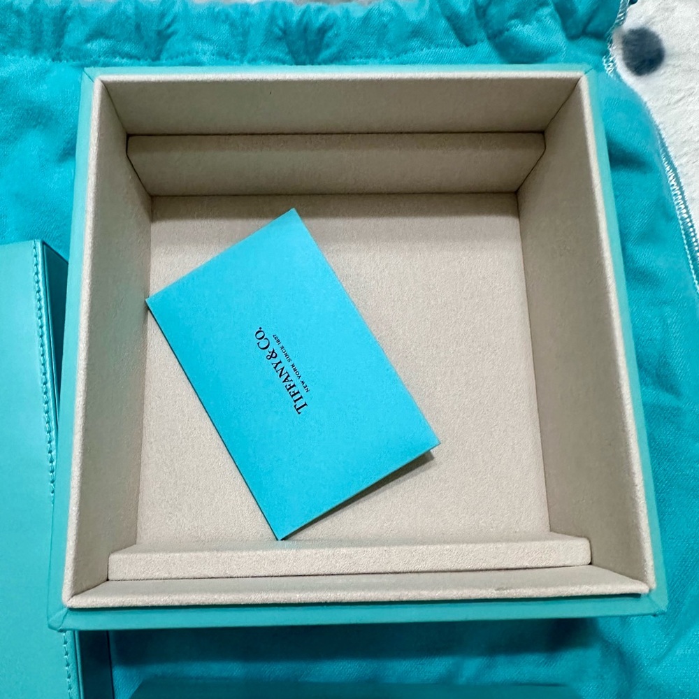 Tiffany & Co. Blue leather Jewelry Box - Picture 5 of 10